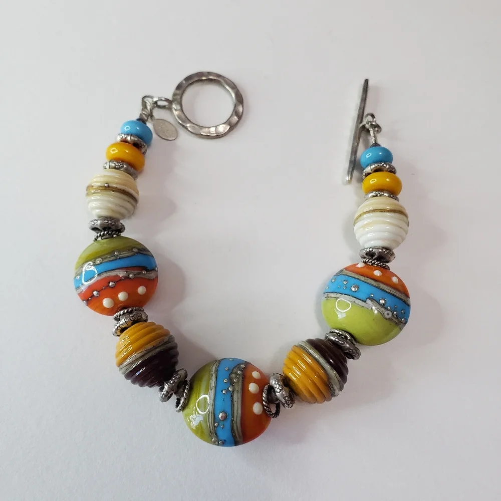 Baker's Design Ceramic silvered drops Beaded Bracelet With Toggle Clasp - Picture 11 of 11